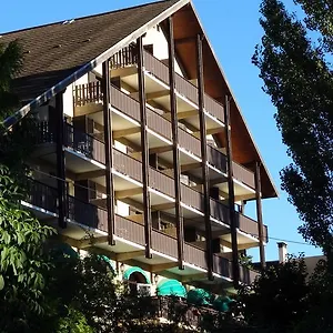 *** Hotel Les Barnieres Francia